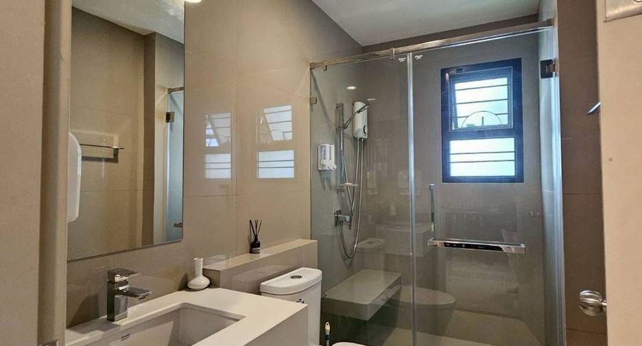 Haus zum Kauf mit 4 Zimmer in Si Racha, Chonburi