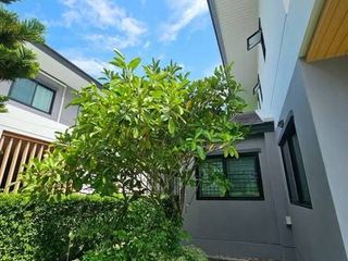 Haus zum Kauf mit 4 Zimmer in Si Racha, Chonburi