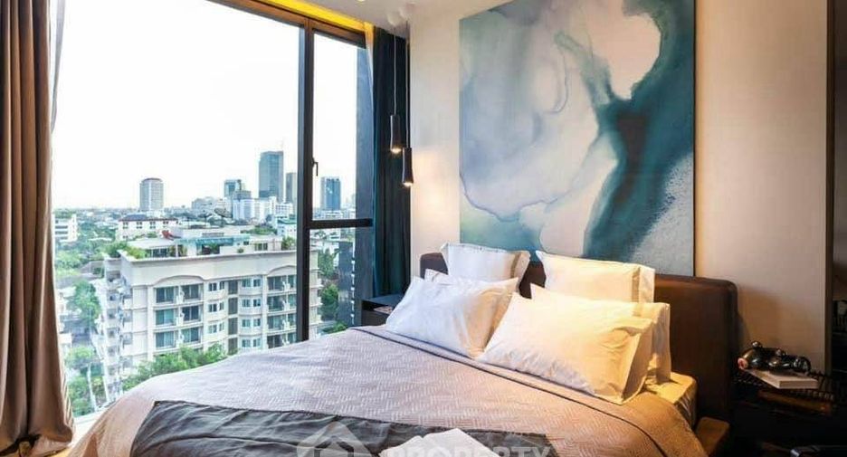 For sale 1 bed condo in Khlong Toei, Bangkok