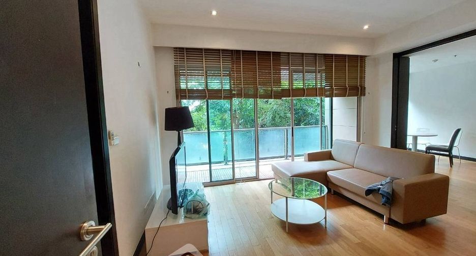 À vendre 2 chambres condo à Yan Nawa, Bangkok