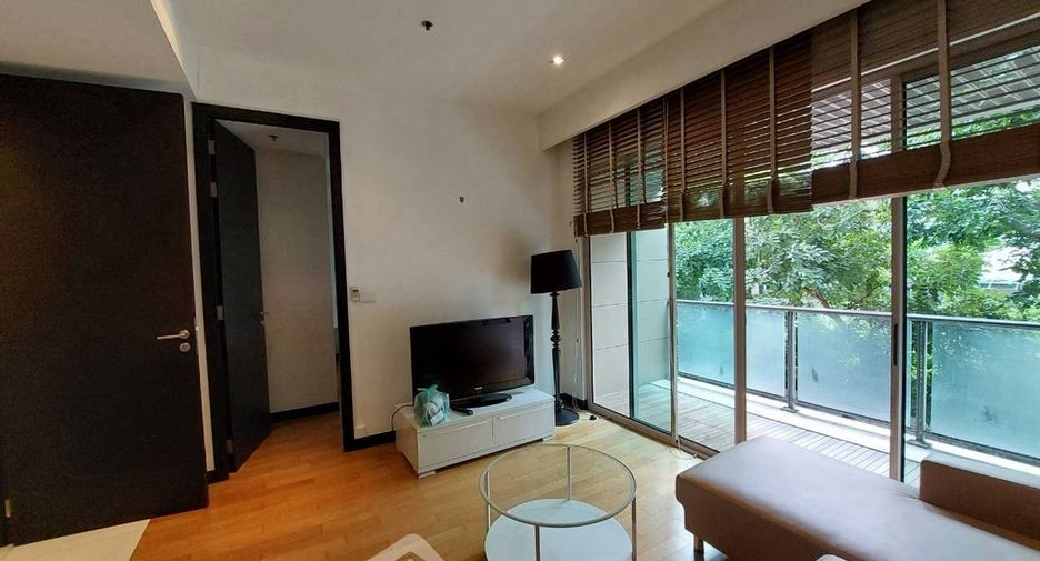 À vendre 2 chambres condo à Yan Nawa, Bangkok