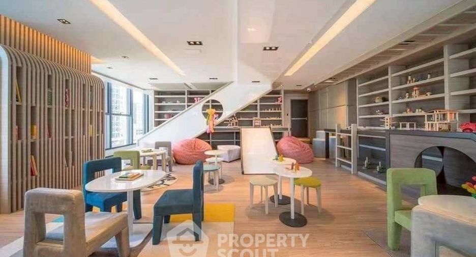 For sale 1 Beds condo in Khlong Toei, Bangkok