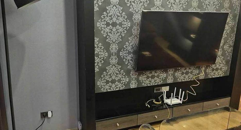 For sale 1 bed condo in Khlong Toei, Bangkok
