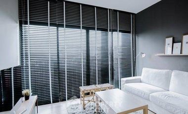 For sale 1 bed condo in Khlong Toei, Bangkok