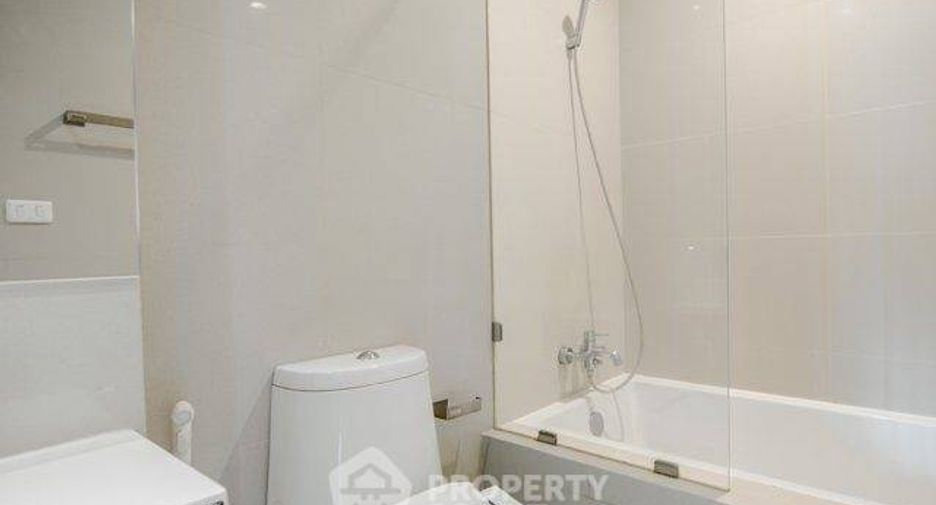 For sale 1 bed condo in Khlong Toei, Bangkok