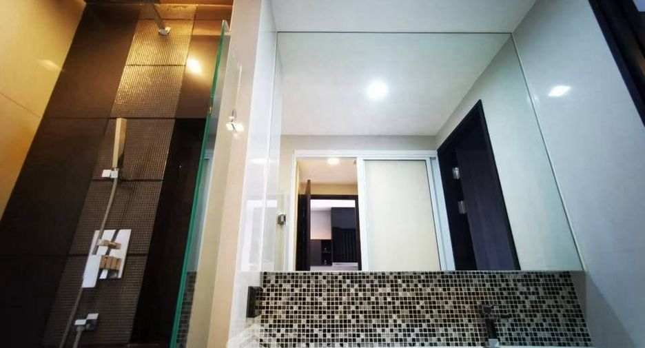 Condo en venta de 1 habitaciones en Khlong Toei, Bangkok