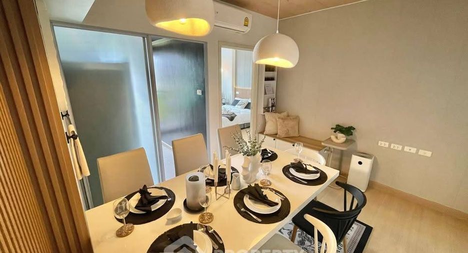 À vendre 3 chambres condo à Huai Khwang, Bangkok