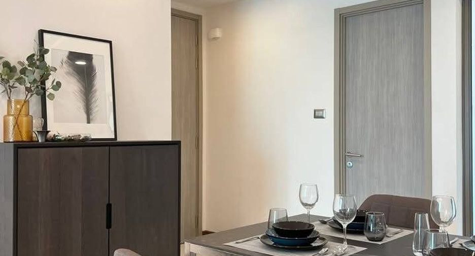 À vendre 3 chambres condo à Huai Khwang, Bangkok