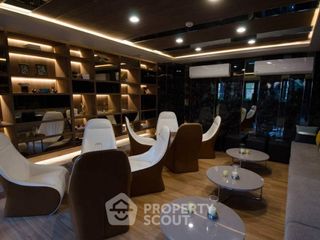 For sale 2 bedrooms condo in Phra Khanong, Bangkok