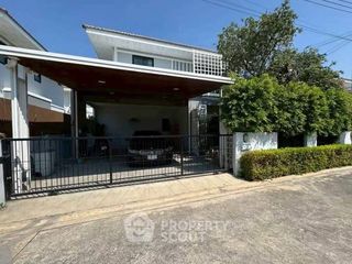 Haus zum Kauf mit 4 Zimmer in Si Racha, Chonburi