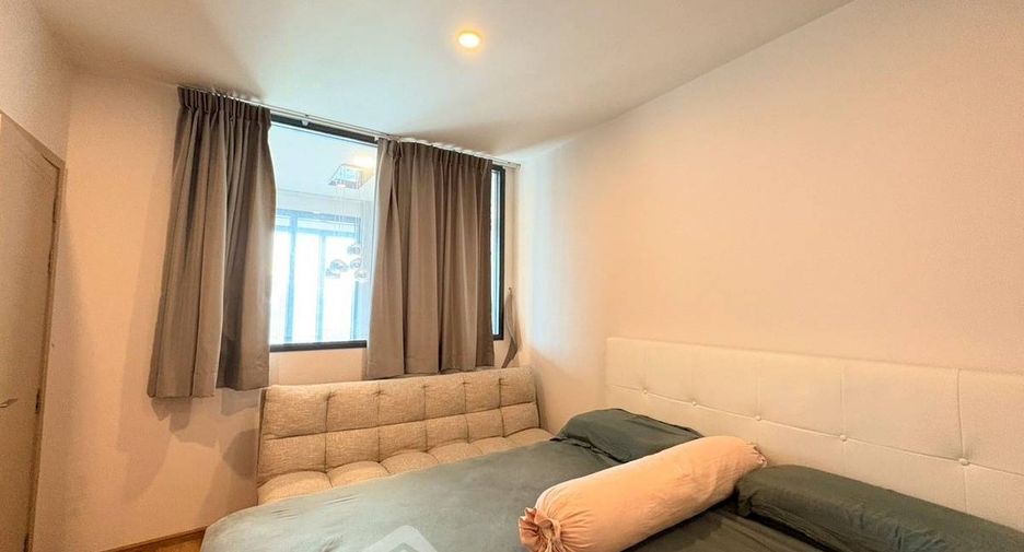 Продажа 2 спальни кондо в Патхум Щан, Бангкок