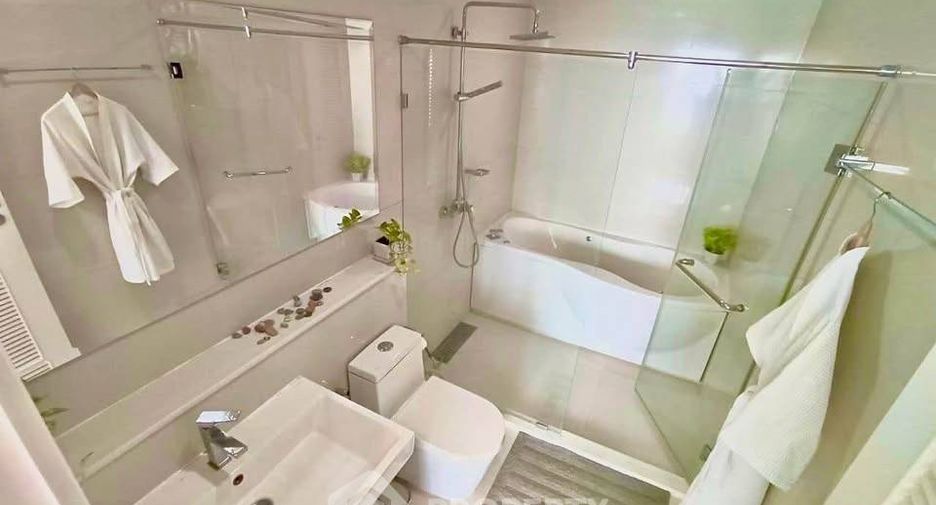 À vendre 1 chambre condo à Watthana, Bangkok