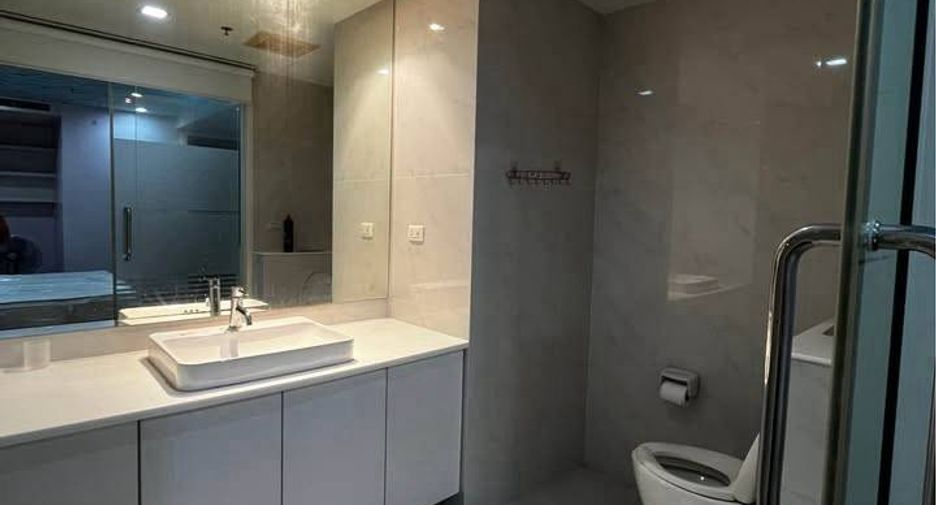 出售 4 卧室 公寓 在 Dusit, 曼谷