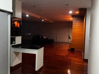 出售 4 卧室 公寓 在 Dusit, 曼谷