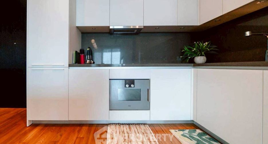 For sale 1 bed condo in Khlong San, Bangkok