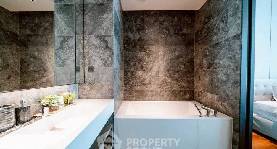 For sale 1 bed condo in Khlong San, Bangkok