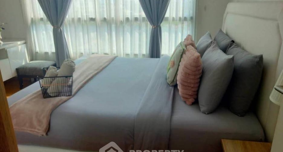 For sale 2 bedrooms condo in Watthana, Bangkok