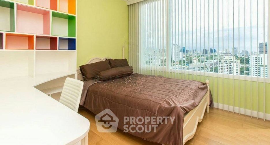 Wohnung zum Kauf mit 3 Zimmer in Watthana, Bangkok
