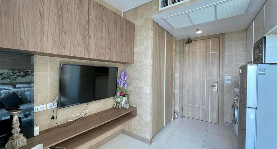 For sale 20 ベッドルーム condo in Bang Lamung, Chonburi