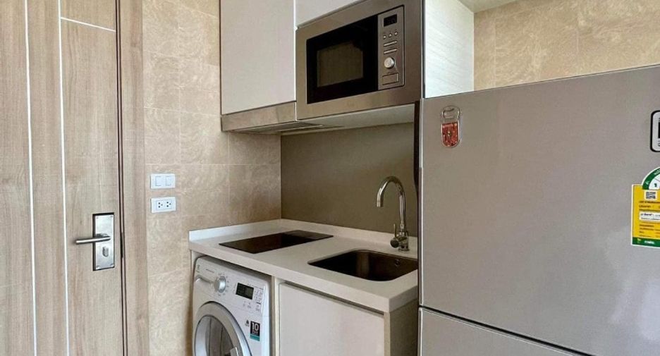 For sale 20 ベッドルーム condo in Bang Lamung, Chonburi