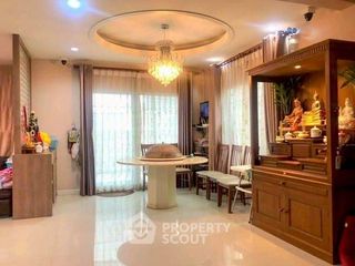 Haus zum Kauf mit 3 Zimmer in Prawet, Bangkok