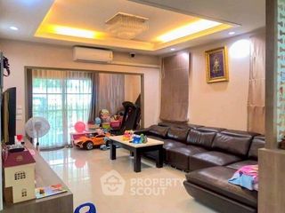 Haus zum Kauf mit 3 Zimmer in Prawet, Bangkok