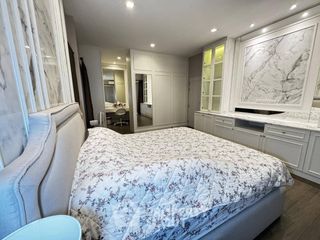For rent and for sale 4 bedrooms house in Saphan Sung, Bangkok