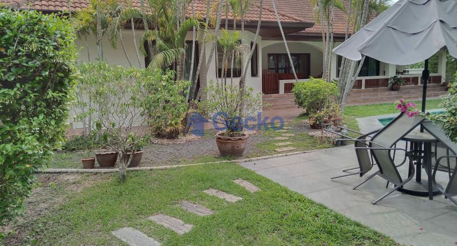 À louer 3 chambres maison à Bang Lamung, Chonburi