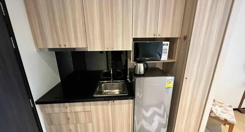 For rent 20 bedrooms condo in Jomtien, Pattaya