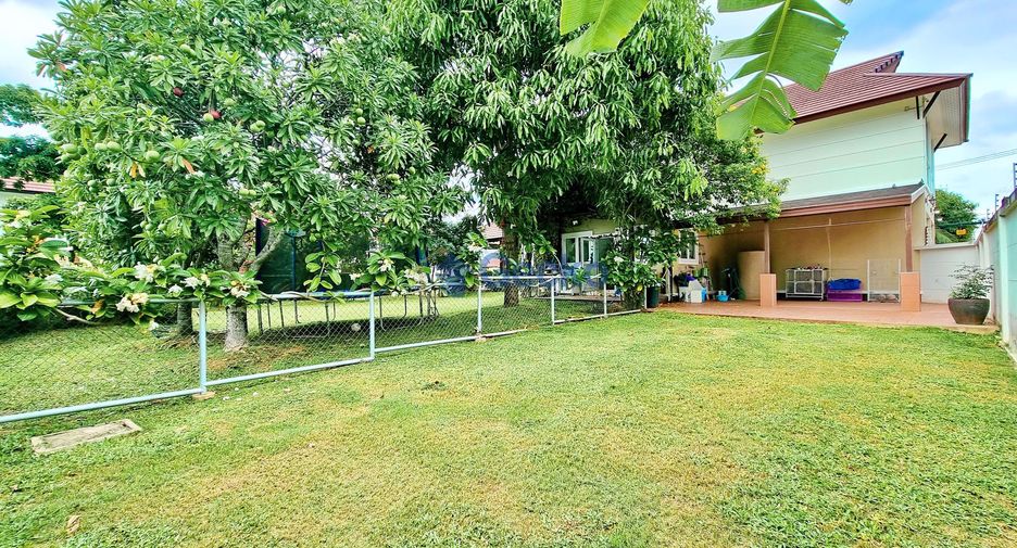 À louer 3 chambres maison à Bang Lamung, Chonburi