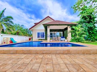 À louer 3 chambres maison à Bang Lamung, Chonburi
