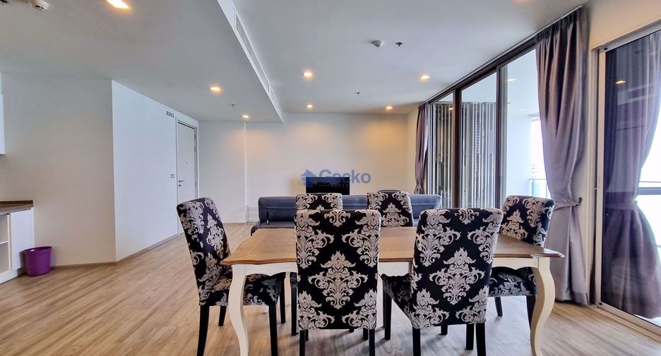 For rent 3 bedrooms condo in Bang Lamung, Chonburi