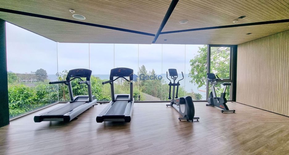 For rent 3 bedrooms condo in Bang Lamung, Chonburi