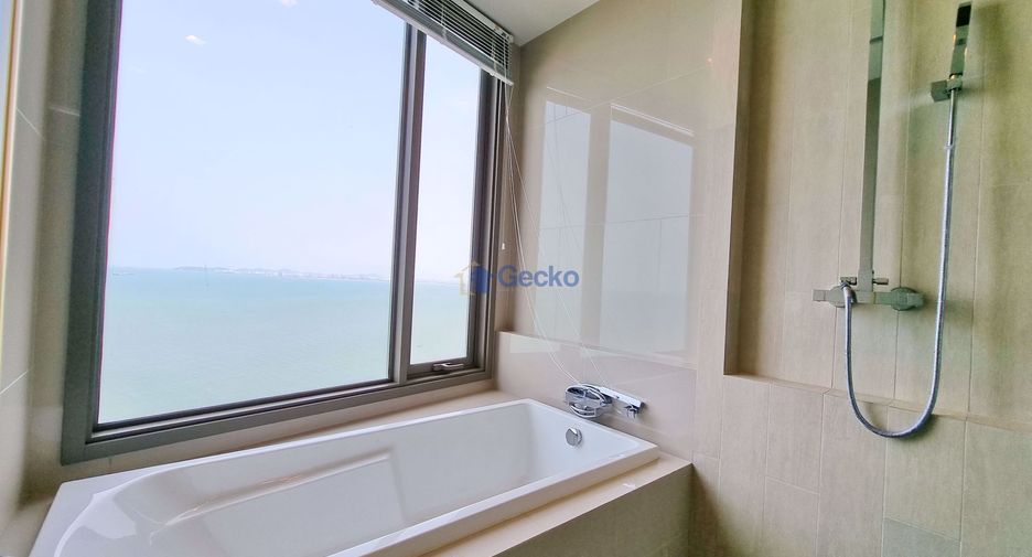 For rent 3 bedrooms condo in Bang Lamung, Chonburi