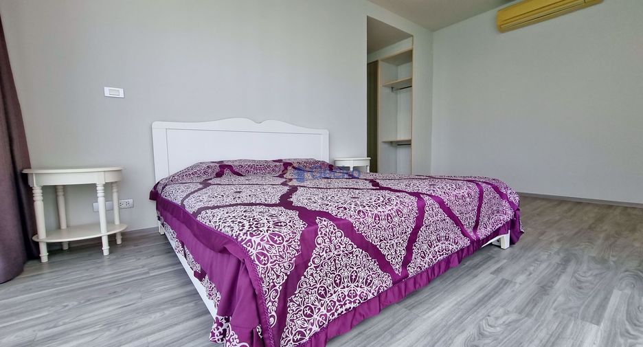 For rent 3 bedrooms condo in Bang Lamung, Chonburi