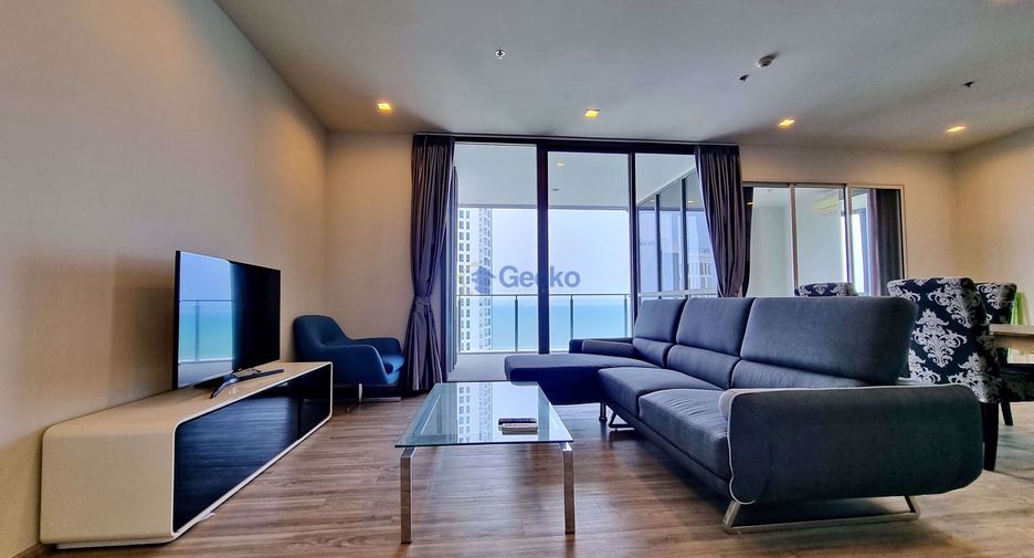 For rent 3 bedrooms condo in Bang Lamung, Chonburi