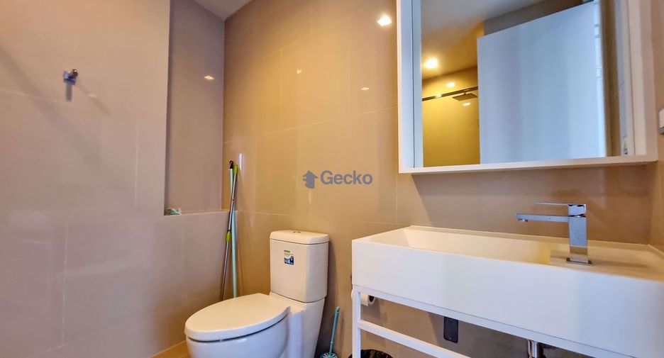 For rent 3 bedrooms condo in Bang Lamung, Chonburi
