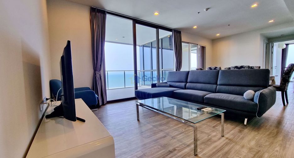 For rent 3 bedrooms condo in Bang Lamung, Chonburi