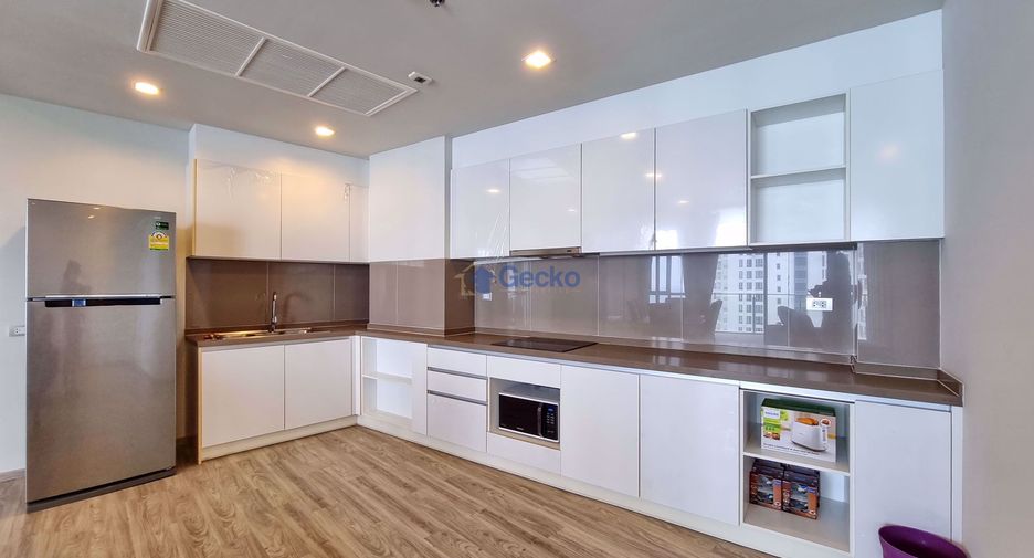 For rent 3 bedrooms condo in Bang Lamung, Chonburi