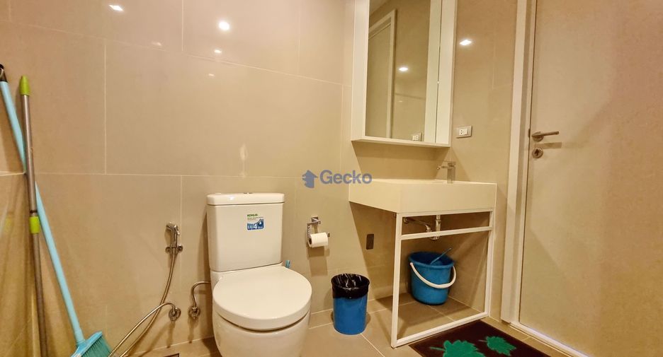 For rent 3 bedrooms condo in Bang Lamung, Chonburi
