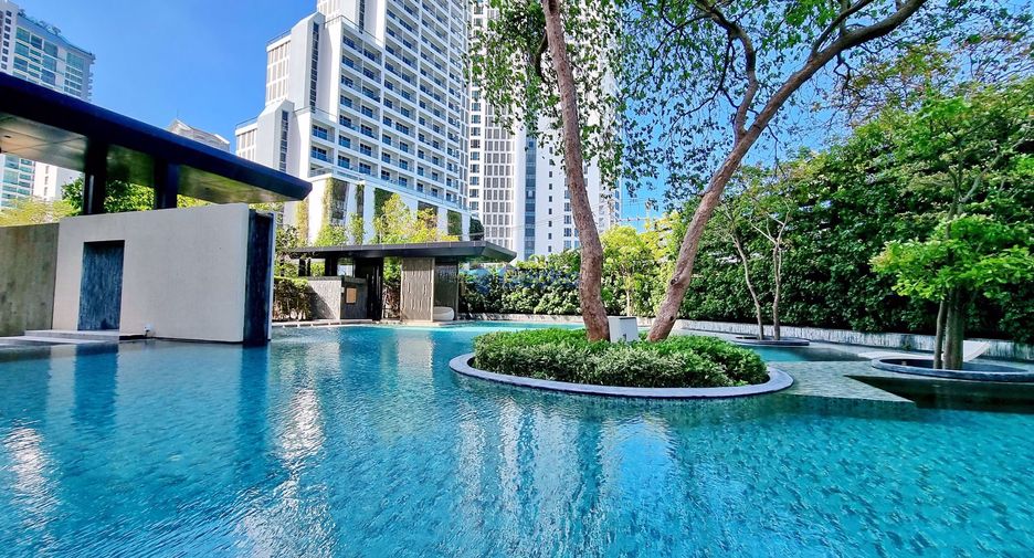 For rent 3 bedrooms condo in Bang Lamung, Chonburi