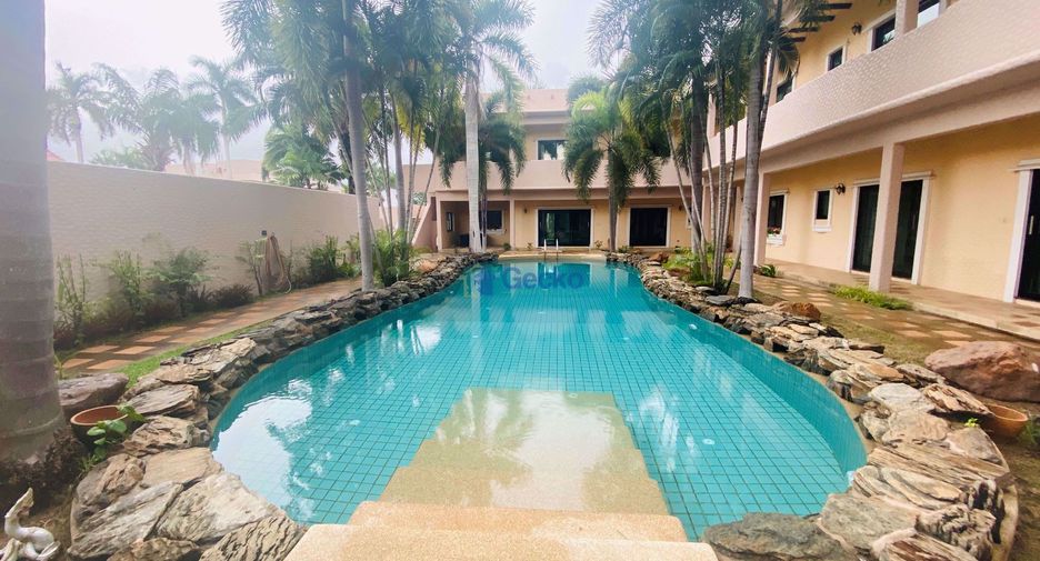 À louer 3 chambres maison à Bang Lamung, Chonburi