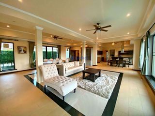 For rent 4 ベッドルーム house in Bang Lamung, Chonburi