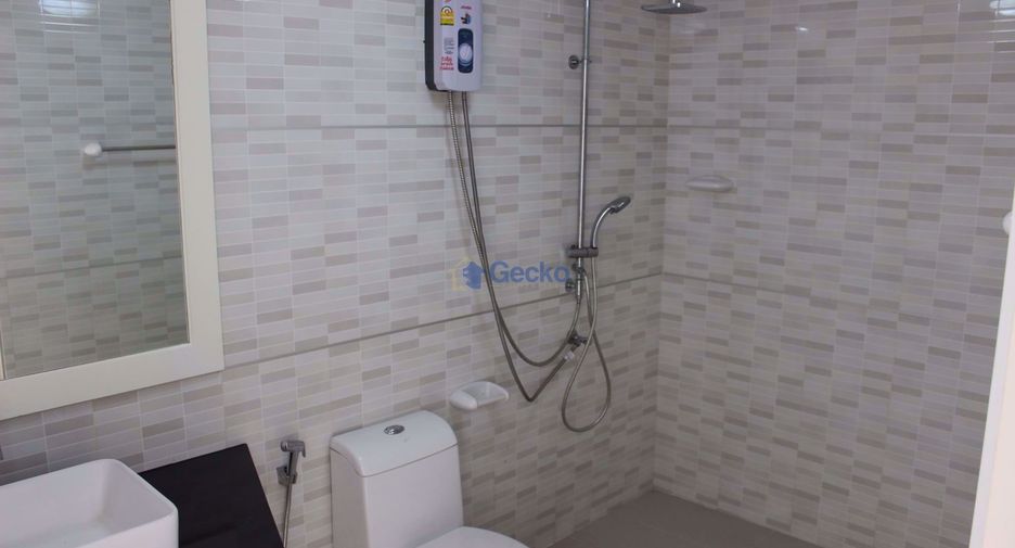 For rent 2 bedrooms condo in Bang Lamung, Chonburi