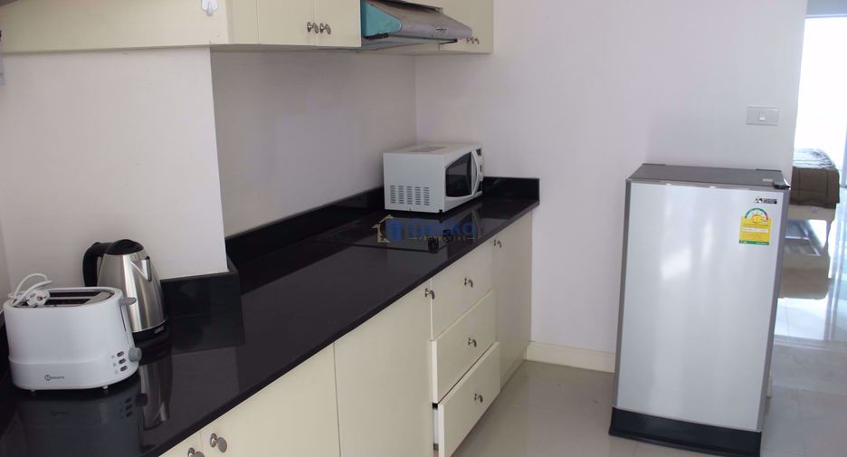 For rent 2 bedrooms condo in Bang Lamung, Chonburi