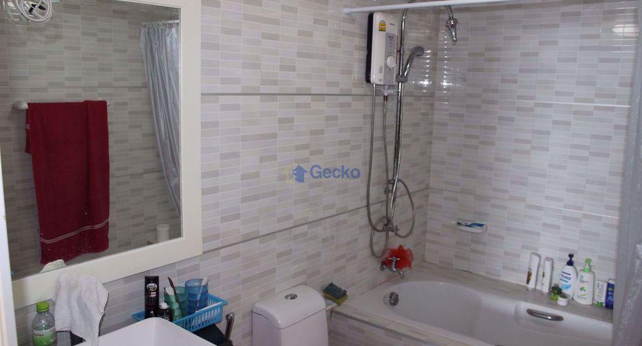For rent 2 bedrooms condo in Bang Lamung, Chonburi