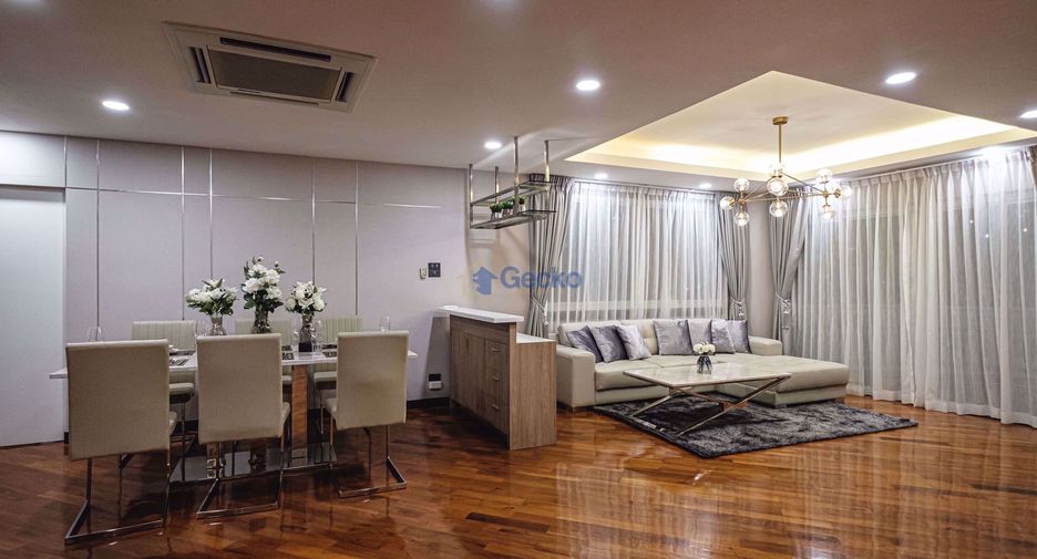 For rent 3 bedrooms condo in Bang Lamung, Chonburi