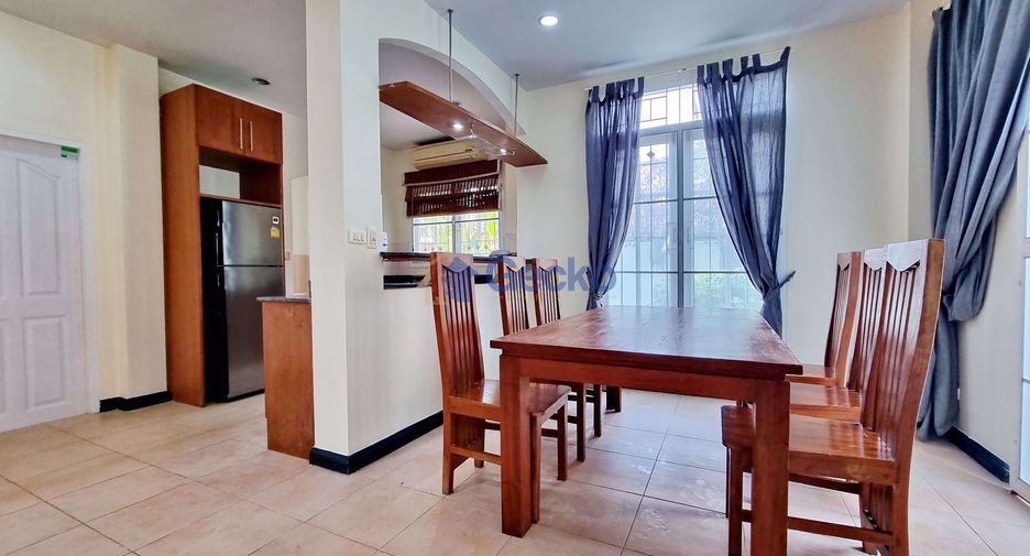 À louer 3 chambres maison à Jomtien, Pattaya
