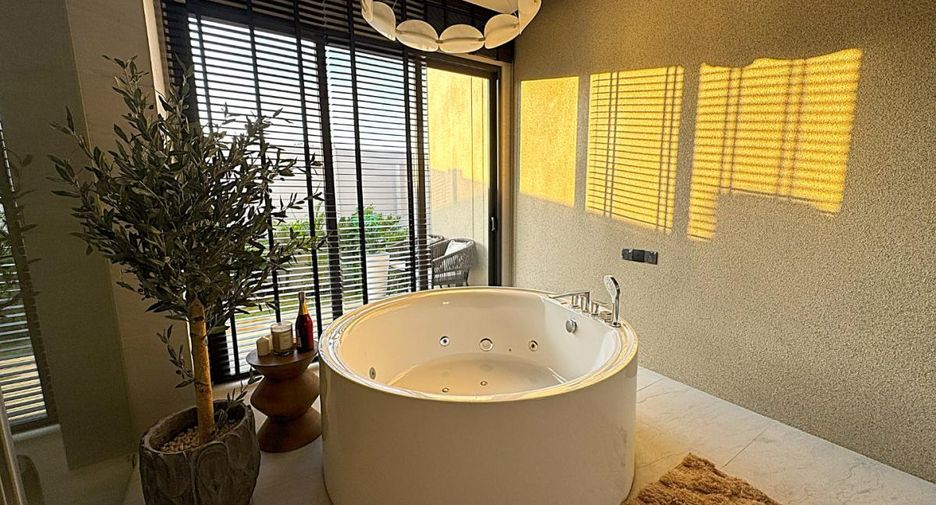 Casa en venta de 4 habitaciones en Bang Lamung, Chonburi