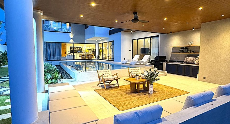 Casa en venta de 4 habitaciones en Bang Lamung, Chonburi